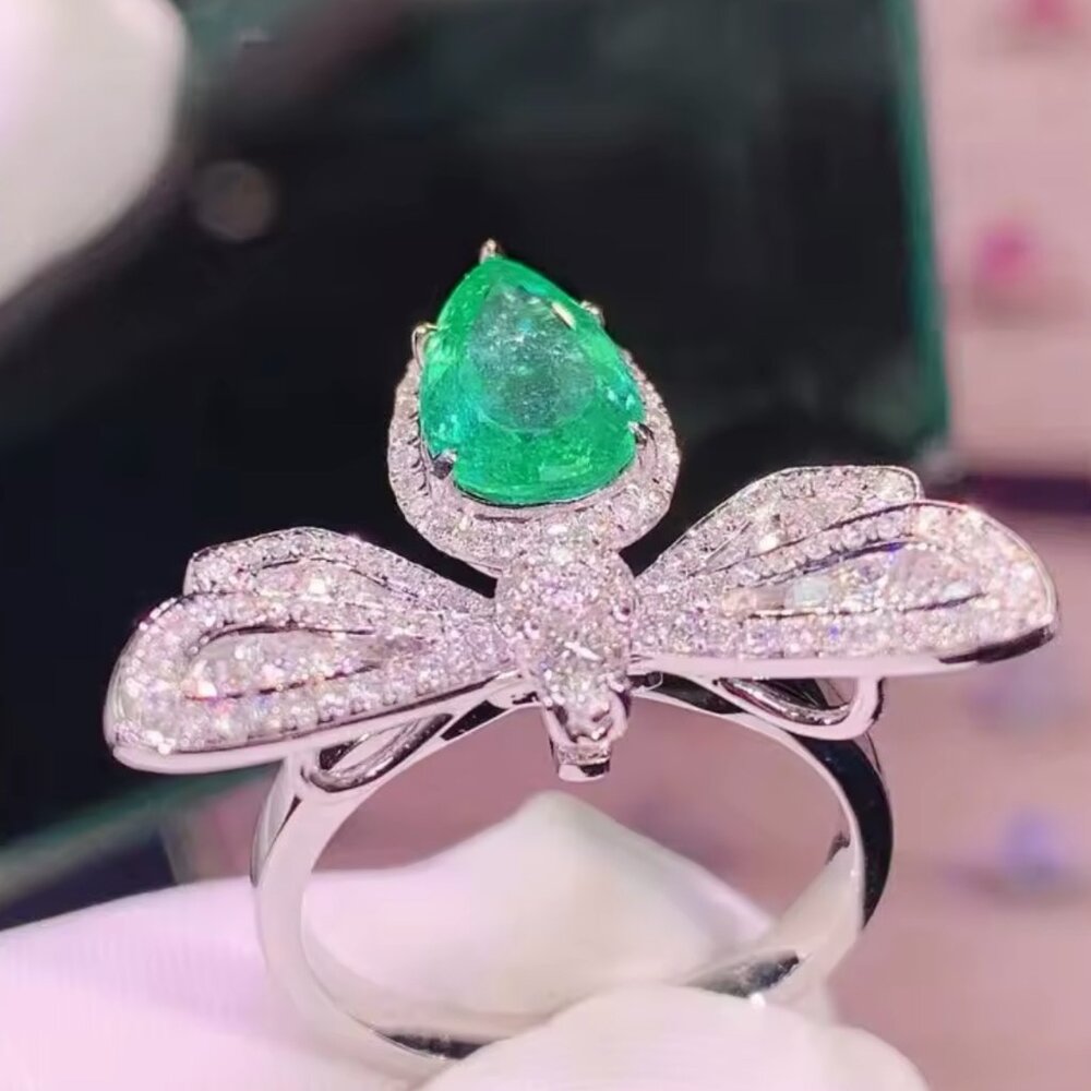 BUTTERFLY ENGAGEMENT RING STOCK - Picture 3 of 6